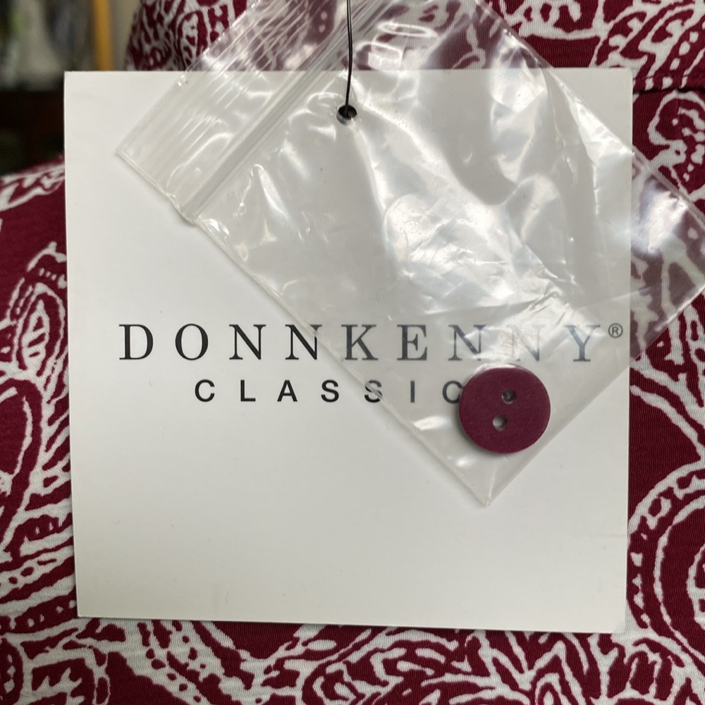 NEW W/TAGS DONNKENNY Classics Paisley Button Up Short Sleeve Shirt Size SP
